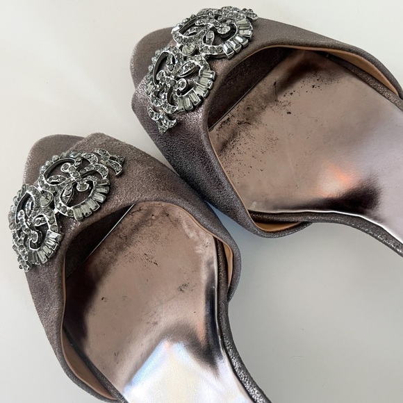 BADGLEY MISCHKA • Salsa Embellished Peep Toe Pump in Pewter Metallic - Picture 8 of 13